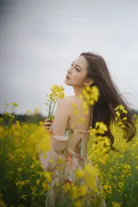 Ying Er YY Captivating in Golden Flower Field – YiTuYu Art Language Vol.8672 - image 47