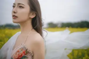 Ying Er YY Captivating in Golden Flower Field – YiTuYu Art Language Vol.8672 - image 37