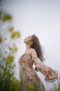 Ying Er YY Captivating in Golden Flower Field – YiTuYu Art Language Vol.8672 - image 38