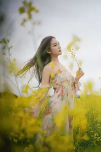Ying Er YY Captivating in Golden Flower Field – YiTuYu Art Language Vol.8672 - image 17