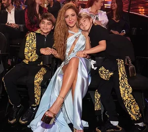 Shakira Makes a Stunning Appearance at the MTV VMAs with Her Two Sons, Milan and Sasha - image 1