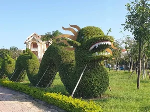 Dragon Mascots Take Over: The Good, The Bad, and The Hilarious of 2024 - image 2