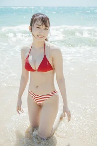 Stunning Beachside Portraits of Hikari Kuroki: Capturing the Essence of Summer and Coastal Beauty in Every Shot - image 10