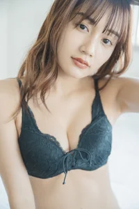 Stunning Beachside Portraits of Hikari Kuroki: Capturing the Essence of Summer and Coastal Beauty in Every Shot - image 11