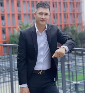 Football Icon Le Cong Vinh Reveals New Educational Path After Hiatus - image 4