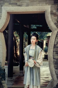 YiTuYu Art Language Vol.9927: Featuring the Elegant Ji Yue in a Stunning 28-Page Gallery - image 7