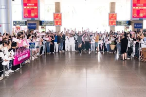 Vietnamese Celebrity News: Midu's Anniversary and Diep Lam Anh's Family - image 23