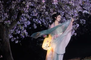 A Dreamy Floral Escape With San Ye Jiang Jiang - image 14