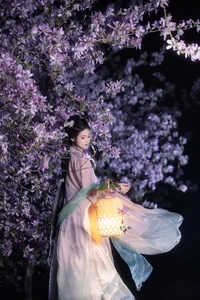 A Dreamy Floral Escape With San Ye Jiang Jiang - image 3