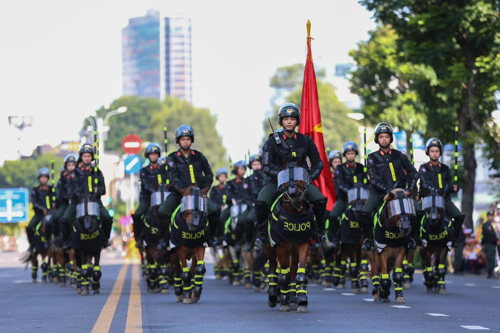 Spectacular Cavalry Performance and Police Horse Parade in Ho Chi Minh City