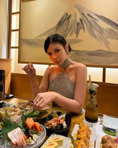 Tiktoker Xuan Ca's Bold Transformation: A New Era of Style and Confidence - image 4