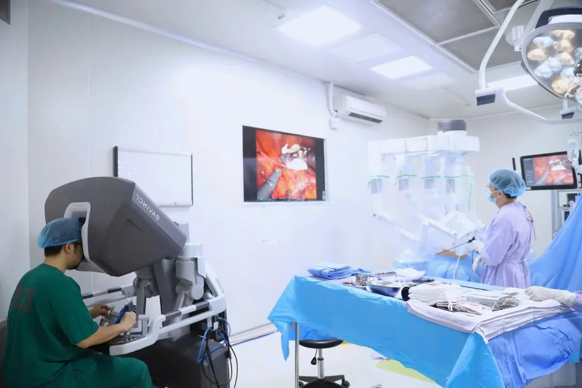 Robot tiên tiến: Bước đột phá trong điều trị ung thư cổ tử cung