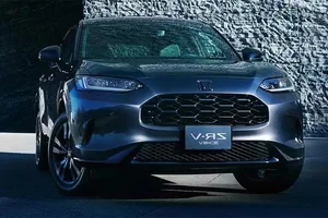 Honda ZR-V Hybrid Teaser: The Future of Eco-Friendly SUVs Arrives in 2026 - image 5