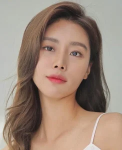 Kang So Yeon: Overcoming Beauty Standards After Netflix’s Single’s Inferno Success - image 3