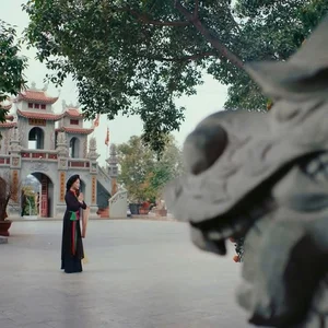 Exploring Vietnam's Hidden Gems: A Journey Through Hoa Minzy's 'Bắc Bling' Music Video - image 2