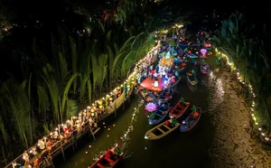 Thousands of Lanterns Illuminate the Tinh Khe Coconut Forest Night - image 11