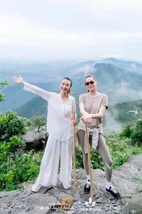 Vietnamese Celeb News: Minh Tu Health Concerns and Ngoc Huyen Controversy - image 25
