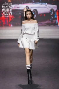 Vietnamese Celeb News: Minh Tu Health Concerns and Ngoc Huyen Controversy - image 15
