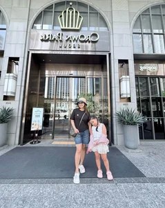 Vietnamese Celeb News: Minh Tu Health Concerns and Ngoc Huyen Controversy - image 19