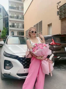 Lavish Vietnamese Women's Day Gifts of Famous Vietnamese Celebrities - image 9