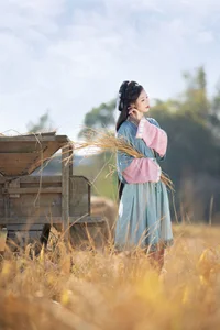 YiTuYu Art Language Vol.8088: Artistic Portraits of Miao Zi in 24 High-Quality Images - image 16