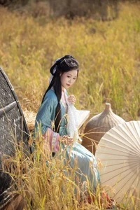 YiTuYu Art Language Vol.8088: Artistic Portraits of Miao Zi in 24 High-Quality Images - image 7
