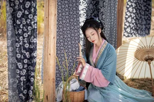 YiTuYu Art Language Vol.8088: Artistic Portraits of Miao Zi in 24 High-Quality Images - image 11