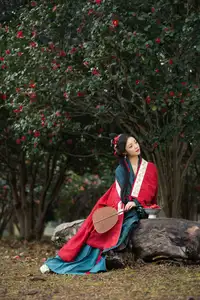 Elegant Qi Ni Si Mao: A Timeless Portrait in Traditional Attire & Camellias - YiTuYu Vol.8689 - image 8