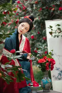 Elegant Qi Ni Si Mao: A Timeless Portrait in Traditional Attire & Camellias - YiTuYu Vol.8689 - image 21