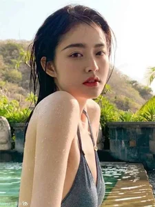 China’s Viral Stream-Bathing Goddess: Captivating Beauty and the Power of Aesthetic Photography - image 4