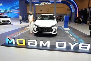 BYD M6 Hybrid: The High-Efficiency MPV Starting from 447 Million VND - image 9