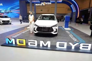 BYD M6 Hybrid: The High-Efficiency MPV Starting from 447 Million VND - image 11
