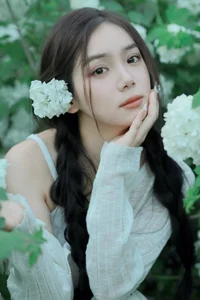 YiTuYu Art Language Vol.6912 Featuring the Elegant Wo Bu Shua Niao Photography Collection - image 12