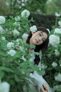 YiTuYu Art Language Vol.6912 Featuring the Elegant Wo Bu Shua Niao Photography Collection - image 19