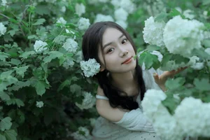 YiTuYu Art Language Vol.6912 Featuring the Elegant Wo Bu Shua Niao Photography Collection - image 10