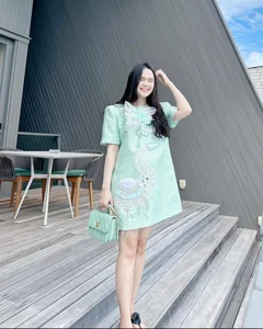 Quynh Anh, Wife of Footballer Do Duy Manh, Showcases Her Stunning Collection of 30 Luxury Designer Handbags - image 2