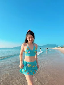 Stunning VTV Presenters Prove Confidence Trumps Height in Latest Bikini Gallery - image 4