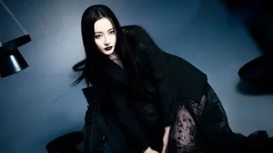 Dilraba Dilmurat Stuns Fans with Versatile Visuals from Ethereal Angel to Bold Dior Black Swan - image 5