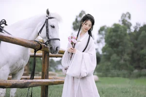 Elegant Portraiture in YiTuYu Art Language Vol.4600 Featuring Zhi Zhi Qi - image 24