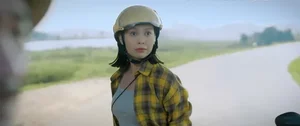 Nhung Neo Duong Gan Xa Episode 52: Mrs. Chau's Secret Struggle with Fraud - image 12