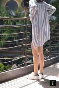 IESS Puhui 153: A Li in the Purest 34-Yard White Sneakers Collection - image 49