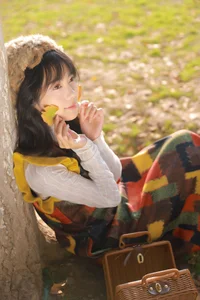 YiTuYu Art Language Vol.8004 Featuring Xiao Wei Ren Er: Artistic Photography Review - image 14