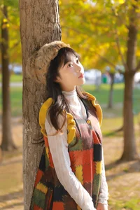 YiTuYu Art Language Vol.8004 Featuring Xiao Wei Ren Er: Artistic Photography Review - image 16