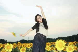 YiTuYu Art Language Vol.10324: A Comprehensive 39P Set Featuring ivvvv - image 37