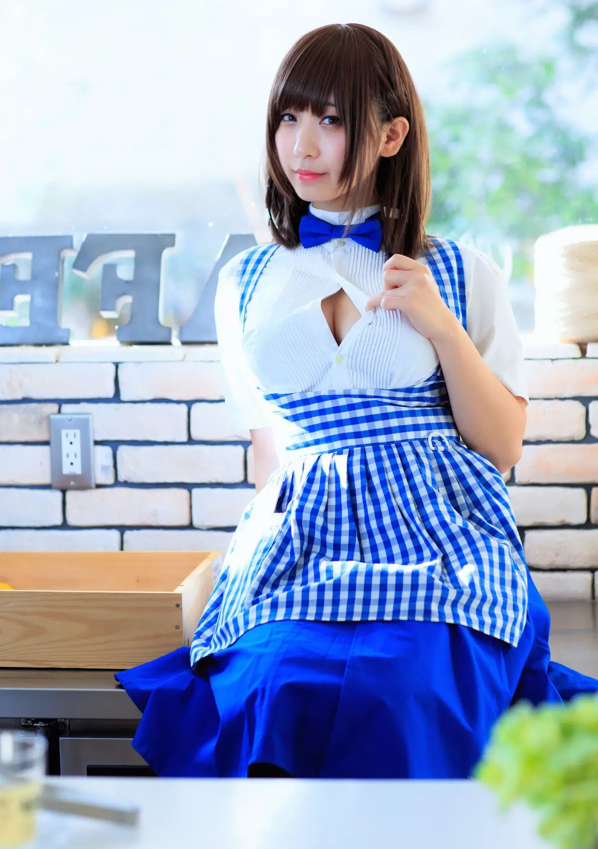 Moe Iori: Charming Cafe Girl in 'Monday's Girl' Part02