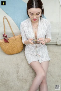 IESS Sister Miao in Deep V Lace: Sophisticated Hosiery Art - image 3