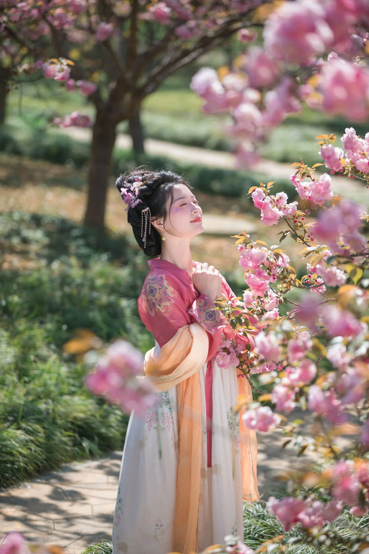 Timeless Elegance: YiTuYu Art Language Vol.6816 Yang Yang