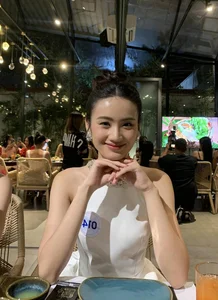Rare High School Photos of Miss World Vietnam 2023 Top 3 - image 6