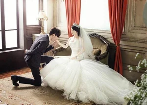 Beyond Tradition: The World's Most Unusual and Heart-Touching Wedding Ceremonies - image 9