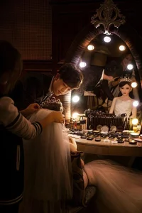 Beyond Tradition: The World's Most Unusual and Heart-Touching Wedding Ceremonies - image 3